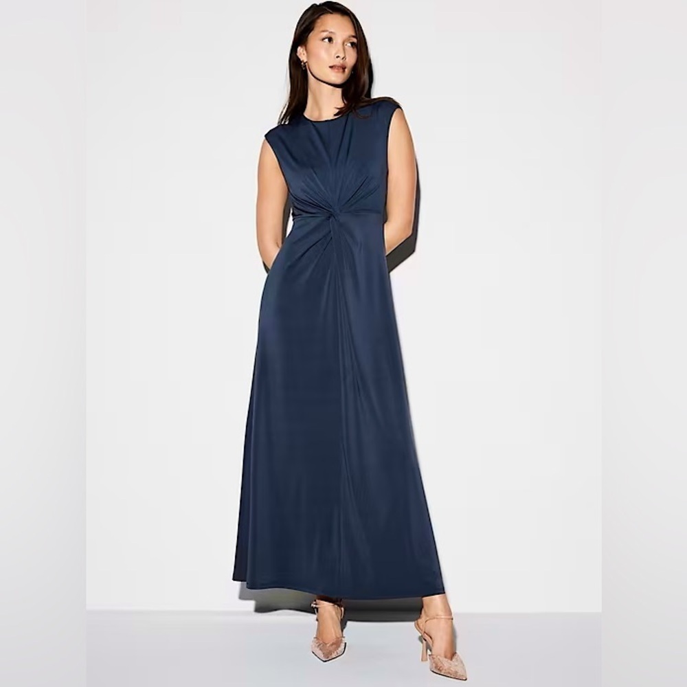 NWT! Navy The Occasion by Old Navy Twist-Front Maxi Dress  🎩